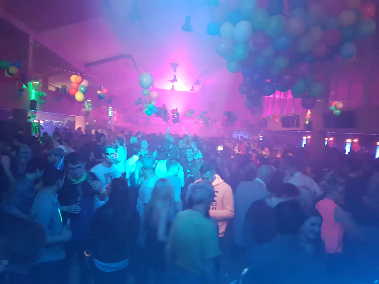 Party in der Tribünenhalle